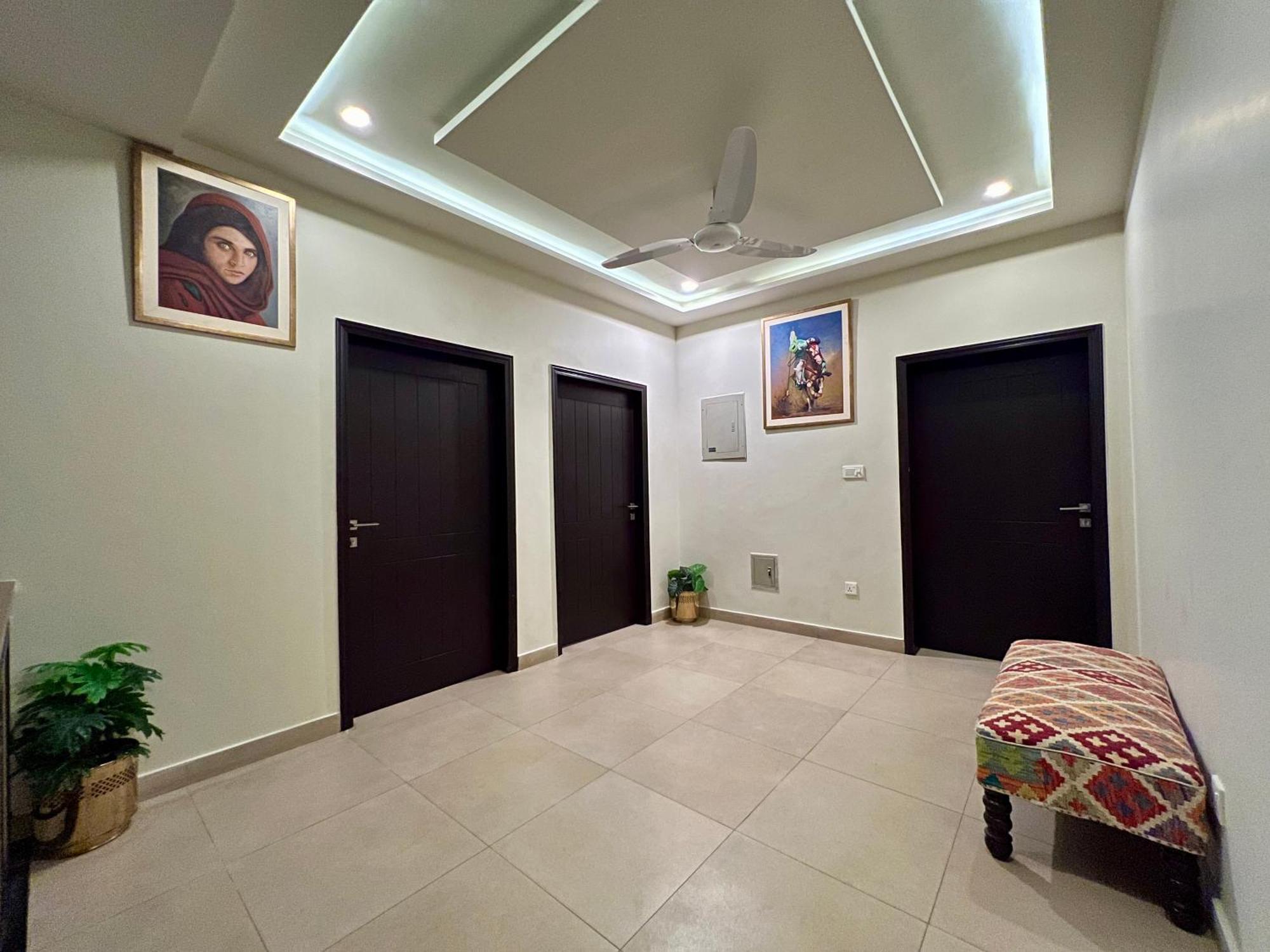 Serenity Corner 4 Bhk Apartment Islamabad Exterior photo