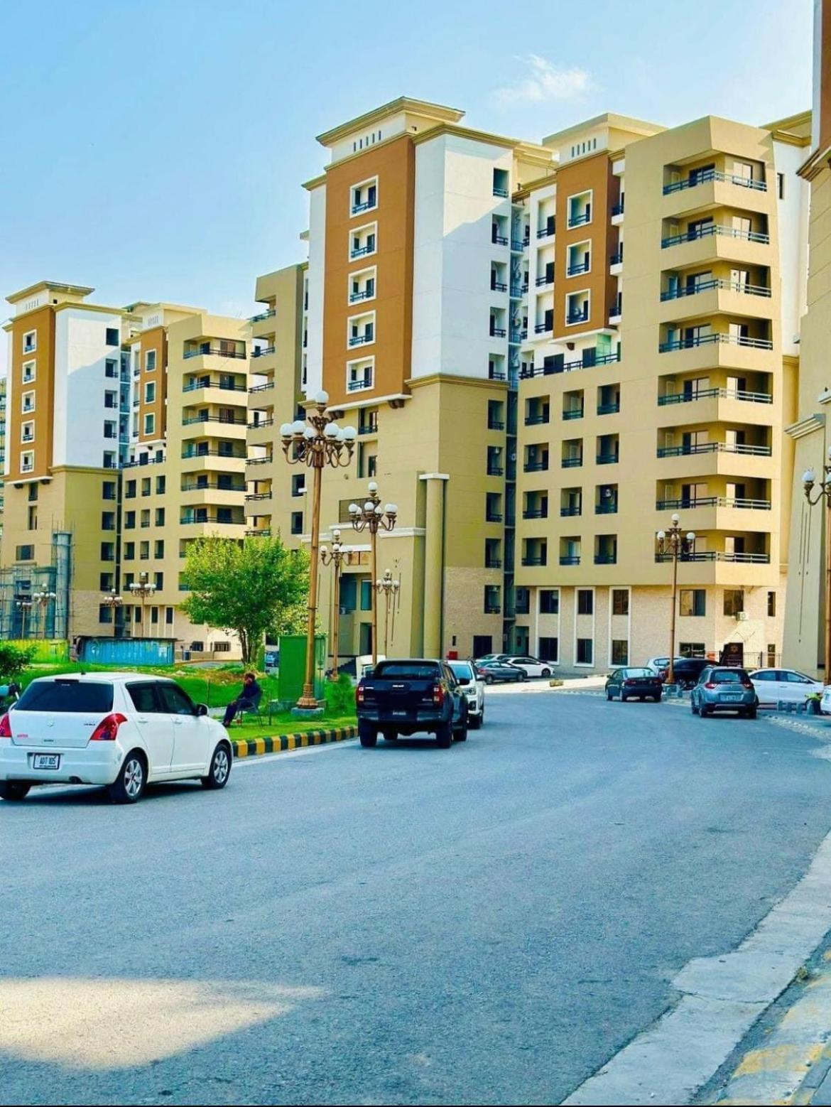 Serenity Corner 4 Bhk Apartment Islamabad Exterior photo